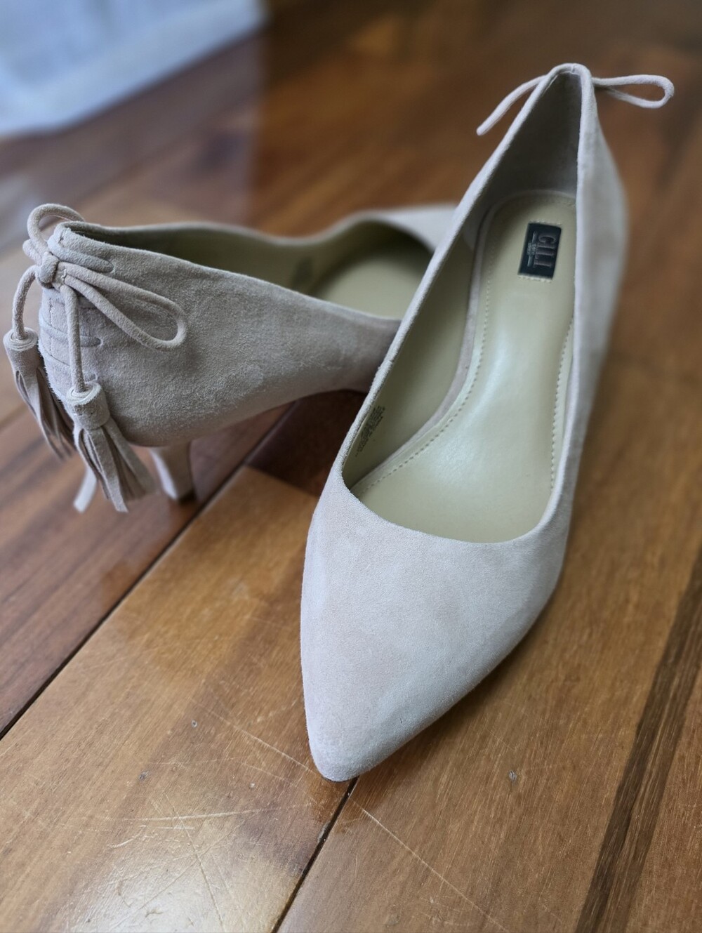 Blush Suede Leather Pointed Toe Kitten Heels Tassel Lace Up Pumps GILLI Womens 8